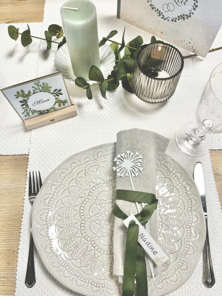 Tischdeko für die Hochzeit im Naturstil, Landhausstil mit Grün und Mandalamuster